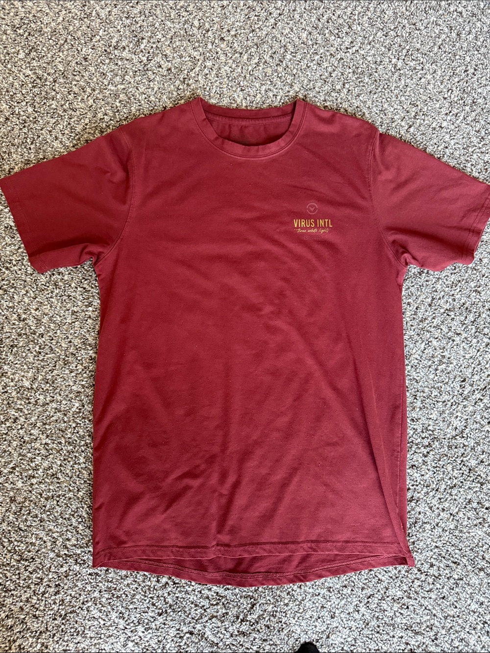 Men’s Virus Three White Lights Tee Size M